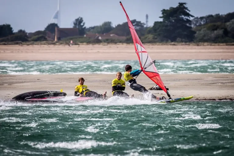 How to Get Started with Windsurfing as a Beginner
