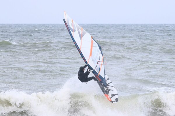How to Train for Big Wave Windsurfing How to Train for Big Wave Windsurfing