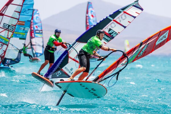 How to Train for Competitive Windsurfing