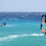 Windsurfing vs. Kitesurfing: Which One is Right for You?